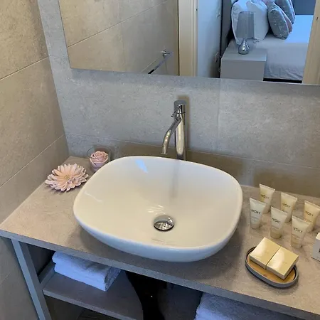 Penzion Five Flowers 4*