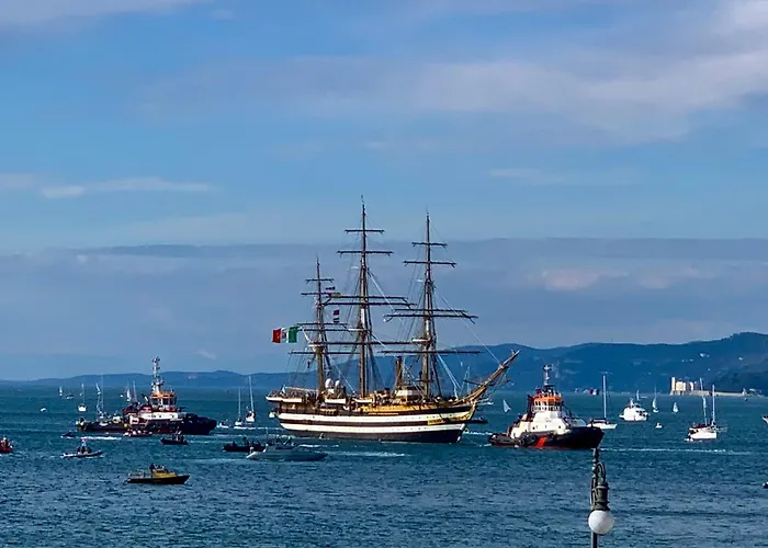 Gasthuis Five Flowers 4*